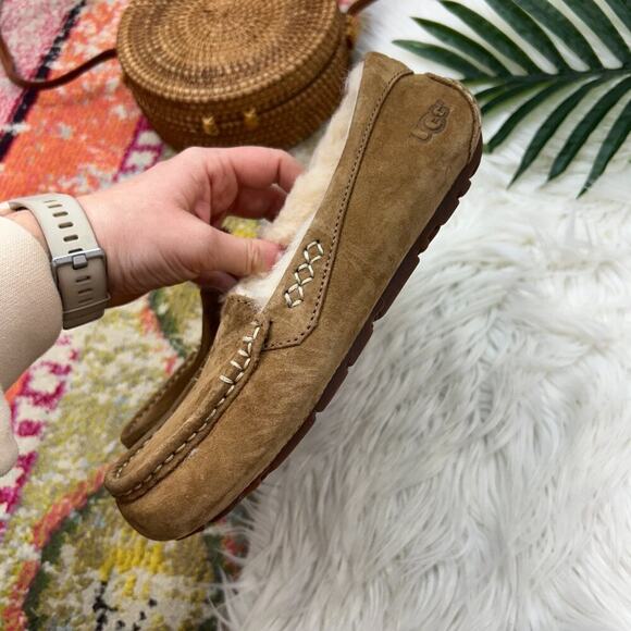 UGG Fleece Lined Slip On Suede Ansley Slipper Loafer Chestnut 6 Style 3312 - Picture 5 of 11